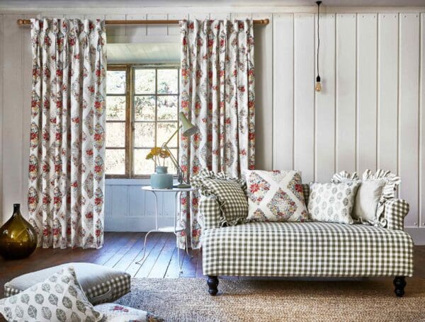 Prestigious Textiles Vintage Edith Fabric