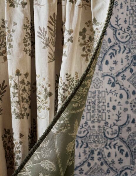 Sanderson Highgrove Thyme Walk Fabric